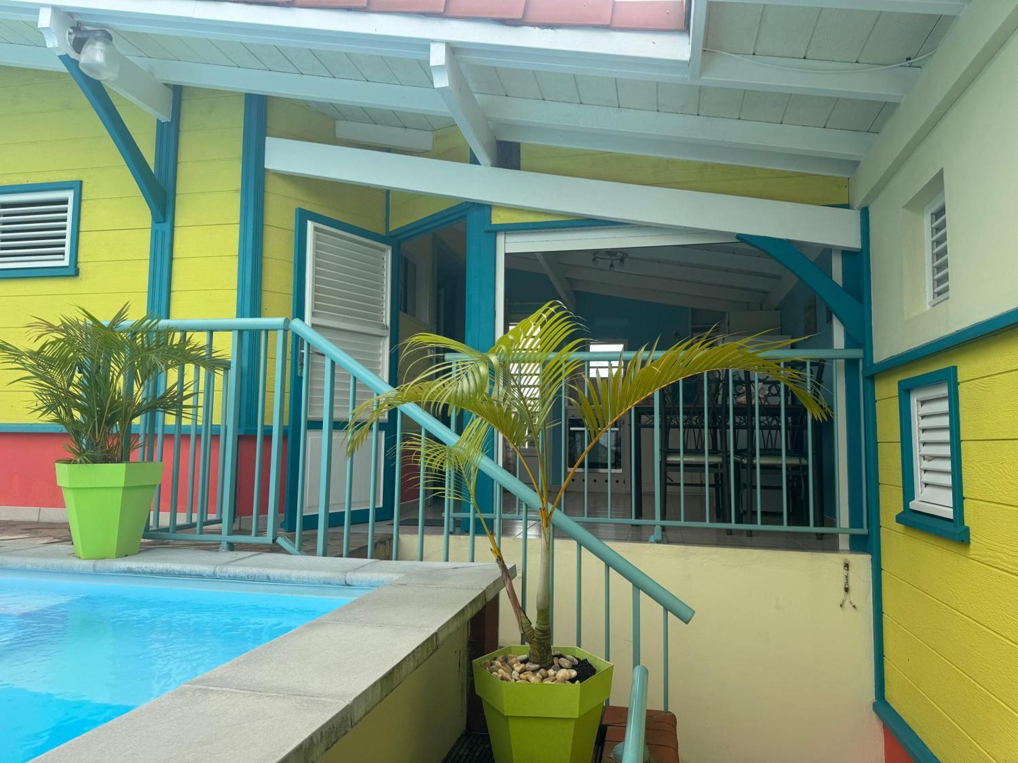 Les Marches De Paulina Apartment Sainte-Luce Bagian luar foto